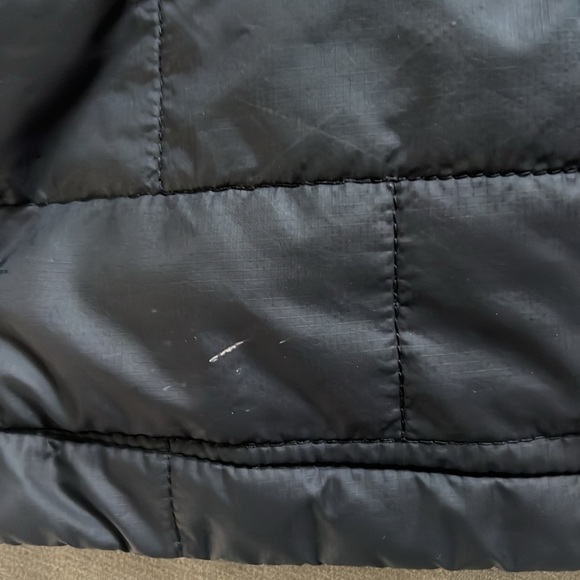 Patagonia boys nanopuff jacket- great condition - Picture 4 of 4